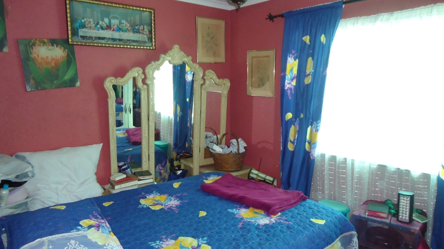 2 Bedroom Property for Sale in High Gate Western Cape